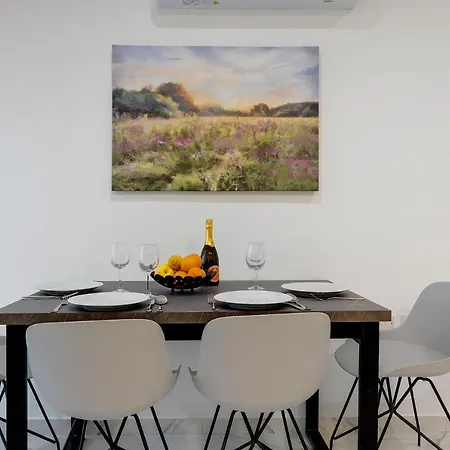 Top Location 2 Bedroom With Terrace Sliema Exterior photo