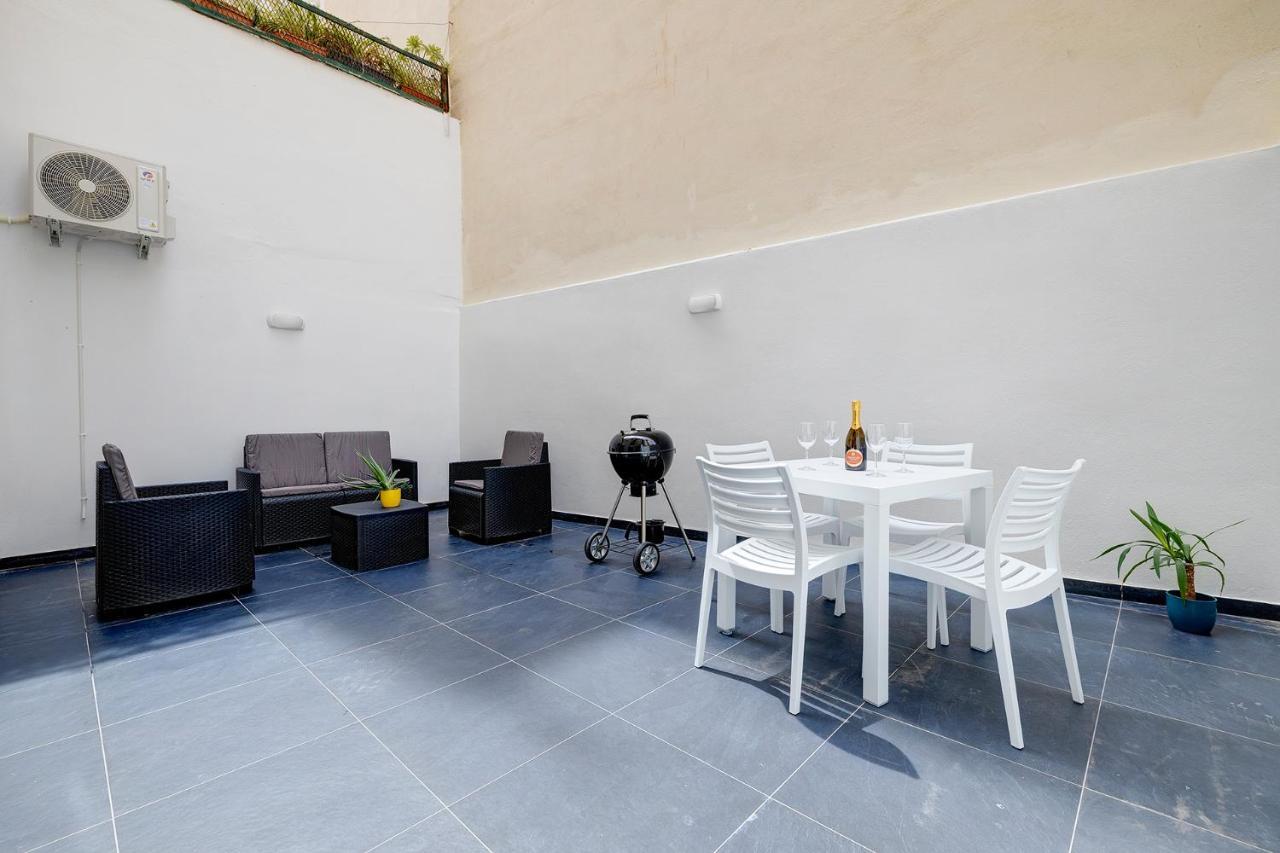 Appartement Location 2 Bedroom With Terrace *