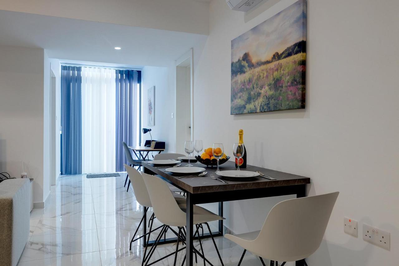 Appartement Location 2 Bedroom With Terrace